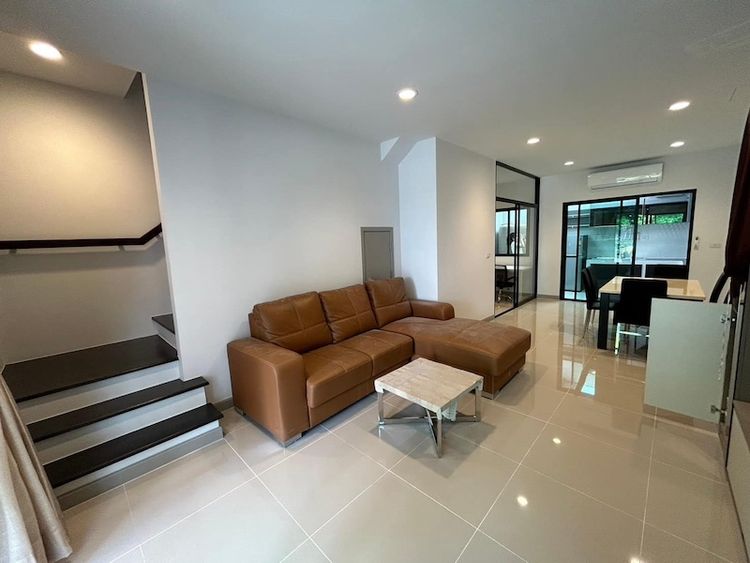 BH2918 ให้เช่า Townhome 3 ชั้น (ใหม่)โครงการ premium place สะพานใหม่, ภาพที่ 4