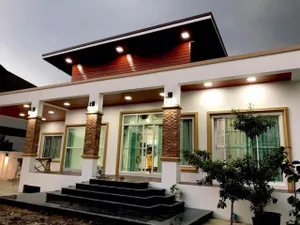 ขายด่วนบ้านเดี่ยวชั้นเดียว ไสตล์รีสอร์ต ติดคลองพระอุดม ลาดหลุมแก้ว มีศาลาริมน้ำ