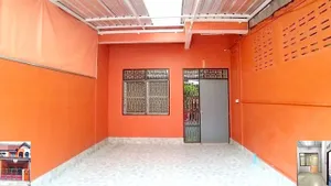 โรงเรียนเลิศหล้า ให้เช่าทาวน์เฮาส์ 2 ชั้น 22ตรว. 105ตรม. ทำเลดีมาก หากินง่าย 2นอน 2น้ำ ติดถนนใหญ่ 400 เมตร วิคตอเรีย การ์เด้นท์ 