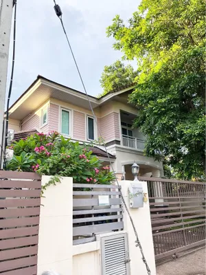 ASS0993 ให้เช่าบ้านเดี่ยวสองชั้น  3 ห้องนอน 3 ห้องน้ำ  พื้นที่ 80 ตรว.  ราคาเช่าเดือนละ 20,000 บาท