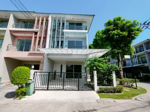 ให้เช่าทาวน์โฮม 3 ชั้น ม.วิสต้า ปาร์ค พระราม 2 หลังมุม พร้อมเฟอร์นิเจอร์