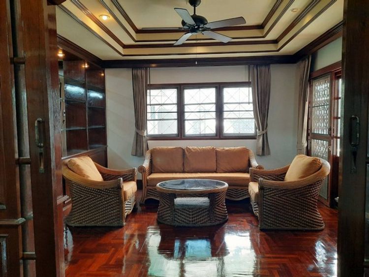 P236 ให้เช่าบ้านเดี่ยว เหมาะทำ Home Office ซอย 20 มิถุนา  เขตห้วยขวาง, ภาพที่ 4