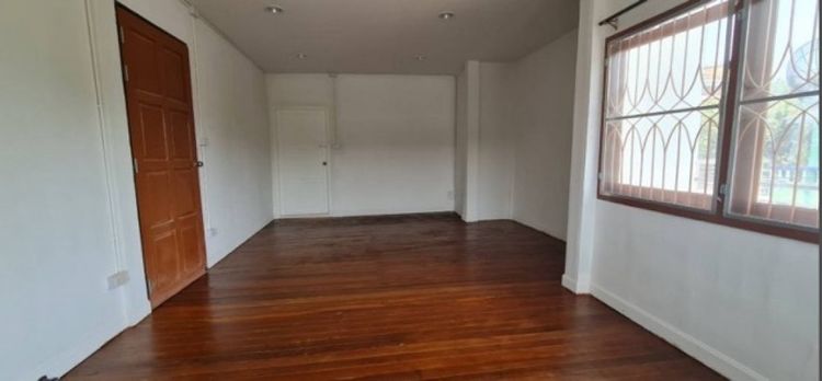 ให้เช่าบ้านเดี่ยว 2 ชั้น Renovate ใหม่ หมู่บ้านเสนานิเวศน์ ใกล้ทางด่วน, ภาพที่ 4