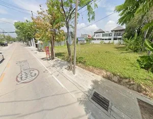 P41LR2107004 ขายที่ดิน เนื้อที่ 444 ตร.วา ติดถนนอินทราวาส