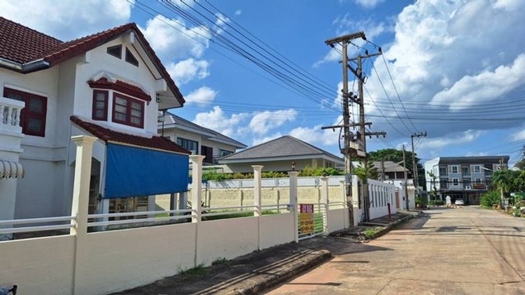 ขายบ้านพร้อมที่ดิน 80 ตารางวา ราคาถูกมาก ทำเลดีมาก ใจกลางเมืองขอนแก่น  , ภาพที่ 4