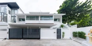 ขาย Townhome 3 ชั้น ซอยสุขุมวิท 15 ทำเลดี 