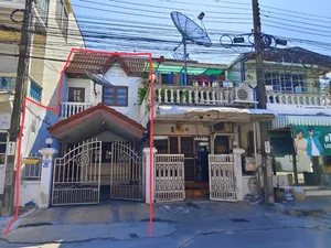 ขายด่วน ทาว์นเฮาส์ทำเลดีมากๆ รามคำแหง21 สวยตามสภาพ ซอยนวศรี (รามคำแหง 21)