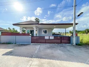 ขายบ้านเดี่ยว 2 ห้องนอน เนื้อที่ 48 ตร.ว. ใกล้ศาลเกาะสมุย โซนหน้าเมือง อ.เกาะสมุย