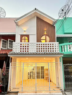 ร่มโพธิ์ บางนา มีเฟอร์นิเจอร์ตกแต่งพร้อมเข้าอยู่