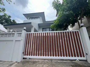 For Rent Bangkok Single House Narathiwas BTS Chong Nonsi Sathorn BRE18880