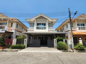 บ้านแฝด 2 ชั้น หมู่บ้านธีรินทร์ : 37.8 ตร.ว. 150 ตร.ม. 3 ห้องนอน 3 ห้องน้ำ