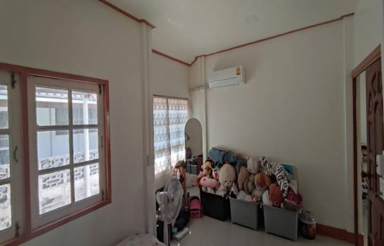 ขายบ้านสองแคววิลล่า อ.เมือง จ.พิษณุโลก 2 ล้าน (ต่อรองได้) สนใจติดต่อ, ภาพที่ 4