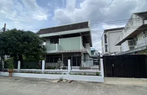 ขายบ้านเดี่ยว 2 ชั้น หมู่บ้านศิวาลัย จรัญสนิทวงศ์  ใกล้รถไฟฟ้าสถานีจรัญ 13 รีโนเวทใหม่ พร้อมอยู่ 