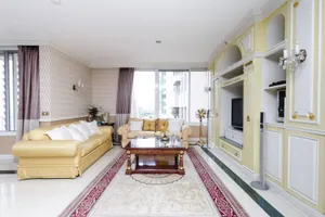 Langsuan Ville - Centrally Located close to Lumpini Park 7 BTS Chidlom