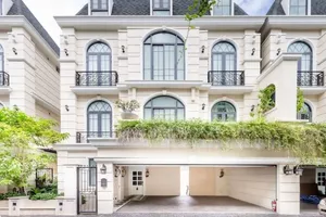 Luxuriously designed house along Ekkamai 22 Ready To Move In - The Boulevard Ekkamai 22