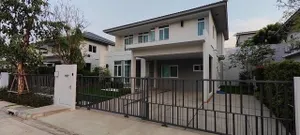 MT12 Rent เช่า บ้านเดี่ยว หมู่บ้านมัณฑนา บางนา-วงแหวน ย่านราม2 ทะลุออกเลียบมอเตอร์ได้ ใกล้ห้างเมก้าบางนา