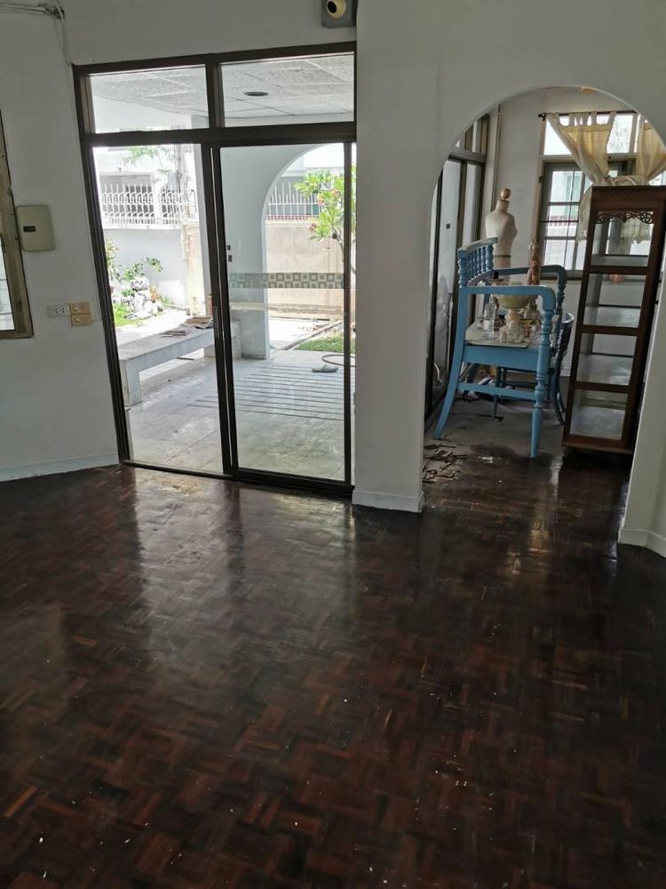 ขายบ้านเดี่ยว 2 ชั้น ซอยเย็นอากาศ 1 ย่านสาทร หลังมุม ขนาด 71 ตรว. 4 3 2, ภาพที่ 4