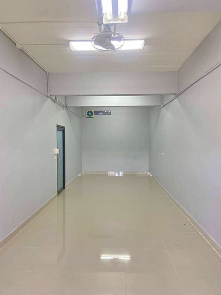 MRT แคราย ให้เช่าห้องช็อปเฮาส์ 1 ชั้น ครึ่ง 16ตรว. 30ตรม.1น้ำ 1จอดรถ, ภาพที่ 4