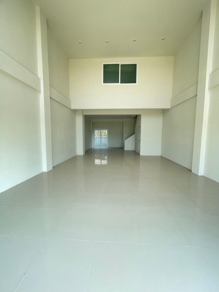 คุ้มค่า คุ้มราคา อาคารพาณิชย์ 3 ชั้นครึ่ง ใกล้เซ็นทรัลนครปฐม, ภาพที่ 4