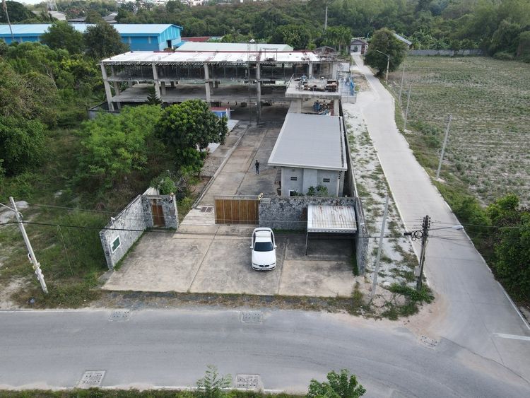 ขายที่ดินพร้อมสิ่งปลูกสร้าง โครงสร้างโรงแรมห้องพัก รวม 3 ชั้น บนพื้นที่, ภาพที่ 4