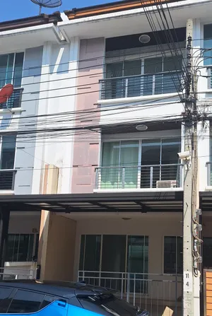 บ้านให้เช่า เดินทางสะดวก ใกล้รถไฟฟ้า