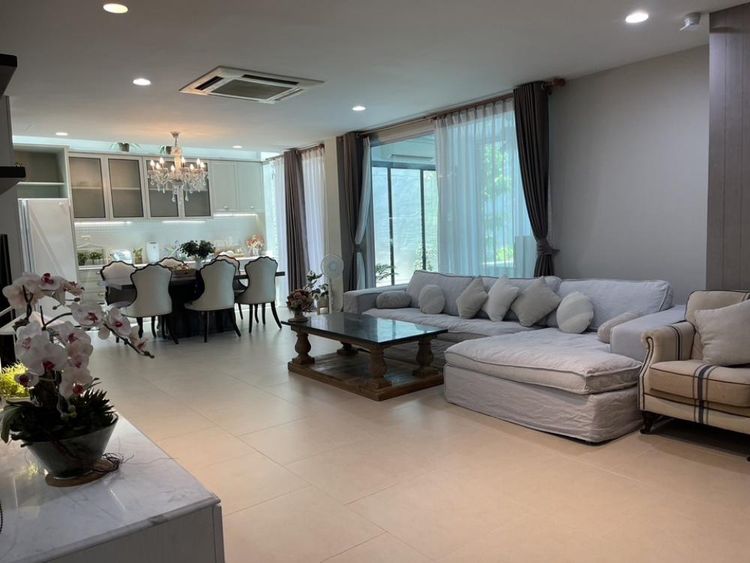 I Nine Phaholyothin - Luxury 3 Bedroom Single House / Close To BTS, ภาพที่ 4