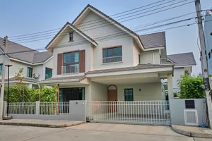 AHD1691 ให้เช่าบ้านเดี่ยว 2 ชั้น  3 ห้องนอน 3 ห้องน้ำ 1 ห้องรับแขก 1 ห้องครัว   ให้เช่าราคา  25,000 บาทต่อเดือน  ขนาดที่ดิน   54  ตรว.   พื้นที่ใช้สอย 177  ตรม.