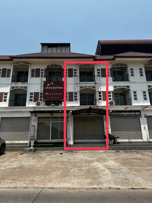 ขายและให้เช่าอาคารพาณิชย์ 3 ชั้น รีโนเวทต่อเติมใหม่ ราคาถูก โครงการอารีย์แลนด์ ศรีราชา เลียบทางรถไฟรร.อัสสัมชัญ