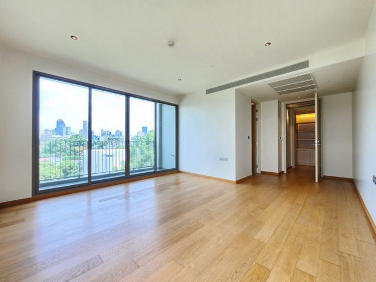 Unfurnished  2 Bedrooms Corner Condo for Rent with Sathorn / Yennakart., ภาพที่ 4