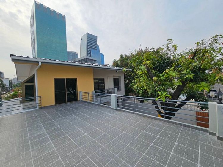 บ้าน - 4 BEDROOM 3 BR 63 ตารางวา 0 งาน 0 Rai 26000000 B.   NICE กรุงเทพ, ภาพที่ 4
