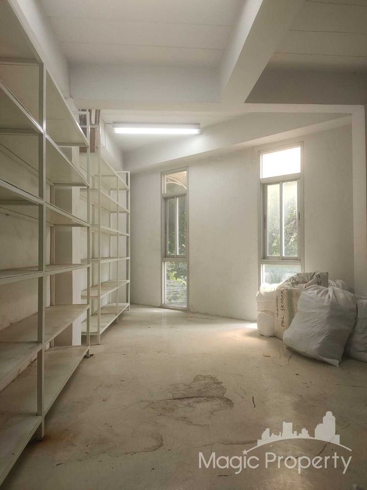 ขาย อาคารเดี่ยว 5 ชั้น บน ซอยอิสรภาพ 5 เขตคลองสาน กรุงเทพ, ภาพที่ 4