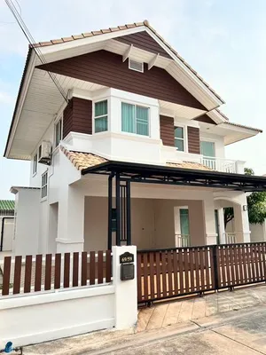 ขายบ้านเดี่ยว 2 ชั้น รีโรเวทใหม่ทั้งหลัง ใกล้ รพ.เอกชล 2 อ่างศิลา ชลบุรี
