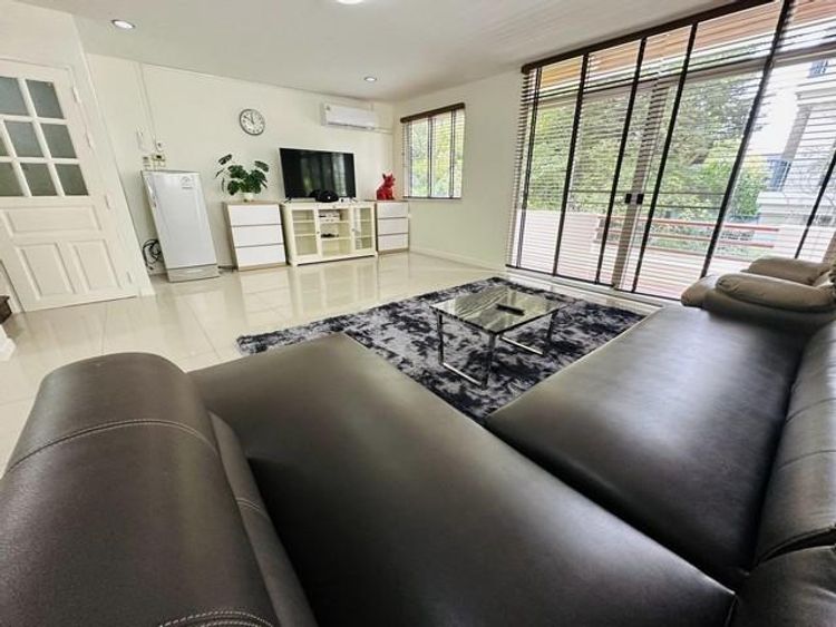 ให้เช่าบ้านเดี่ยว 4 ชั้น ย่านสุขุมวิท ใกล้เอ็มควอเทียร์ เอ็มโพเรี่ยม, ภาพที่ 4