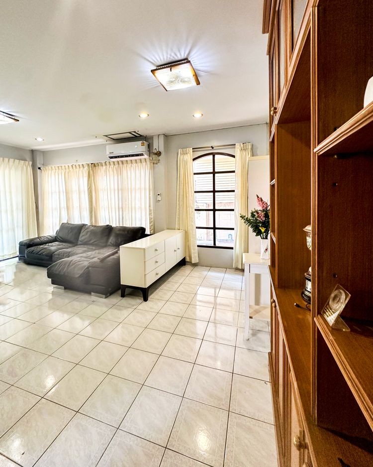 บ้านเดี่ยว 2 ชั้น ให้เช่า กลางใจเมืองเพชรบุรี, ภาพที่ 4