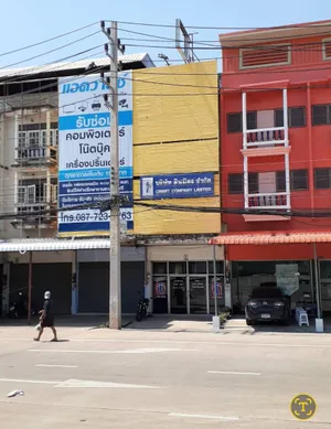 ขายอาคารพาณิชย์ 3ชั้น (ห้องสีเหลือง) พื้นที่ 20 ตรว. อำเภอเมือง อุดรธานี สนใจโทร 081 809 1955