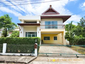 ASS0041  บ้านว่างให้เช่าในโครงการสุดหรู 4 ห้องนอน 3 ห้องน้ำ ราคา 30,000 บาท/เดือน เป็นบ้าน 2 ชั้น มีพื้นที่ 150 ตร.ว. 