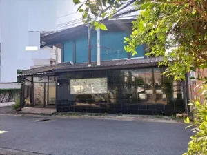 ให้เช่าบ้านเดี่ยว 2 ชั้นหลังมุม 54 ตรว. สุขุมวิท 63 เอกมัย 12 เหมาะสำหรับเปิดร้านอาหาร ร้านกาแฟ ออฟฟิศ คลีนิค และอีกหลายธุรกิจ