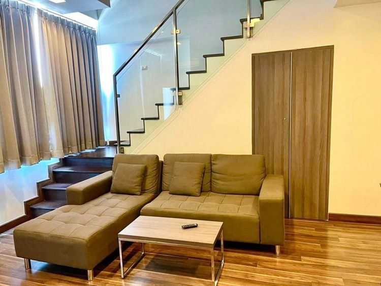 ขายคอนโด แบบสองชั้น ชั้น20-21 คอนโด the houze 1ห้องนอน 2ห้องน้ำ วิวสวย, ภาพที่ 4