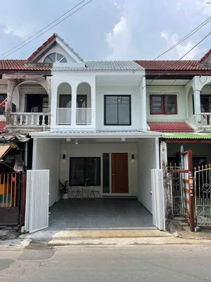 ขายทาวน์เฮาส์2 ชั้น 🛌 2ห้องนอน 🛁2ห้องน้ำ | ขนาด 22  ตารางวา 🌤️บ้านหันทิศใต้