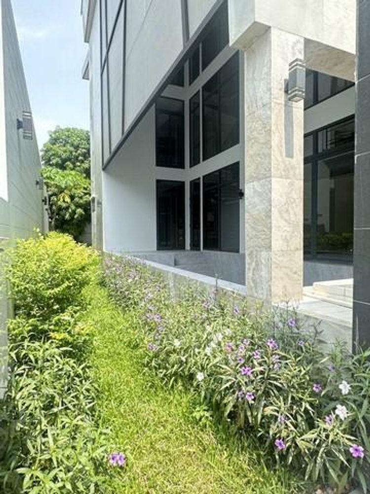 PT12 ขายบ้านเดี่ยว 3 ชั้น สร้างใหม่ พร้อมลิฟท์ และสระว่ายน้ำส่วนตัว ซอย, ภาพที่ 4