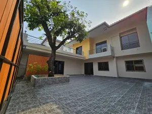 บ้าน -  พท. 63 ตาราง-วา 0 Ngan 0 Rai 26000000 บาท. ใกล้ เซ็นทรัล พระราม9 ราคาไม่แรง กรุงเทพ