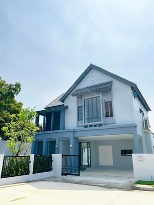 EPL-HR3374 ปล่อยเช่าหรือขาย  บ้านเดี่ยว 2ชั้น สไตล์โมเดริ์น ถนนพระราม 2 หมู่บ้าน สราญสิริ พระราม 2 พื้นที่ใช้สอย 197 ตร.ม. มี 4 ห้องนอน