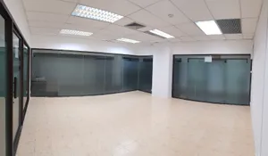 ออมนิ คอมเพล็กซ์ ซอยสุขุมวิท4 