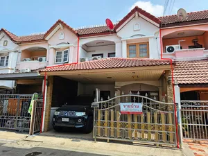 ขายทาวน์โฮม 3 ห้องนอน 2 ห้องน้ำ 25 ตรว. สวย ซอย ประเสริฐมนูกิจ 39