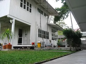 POR4309 ขาย ที่ดิน พร้อม บ้าน อาคาร  โซนอินทามระ อารีย์ สะพานควาย ใกล้ BTS สะพานควาย ซอยอินทรามระ ถนนสุทธิสารวินิจฉัย แขวงสามเสนใน เขตพญาไท 