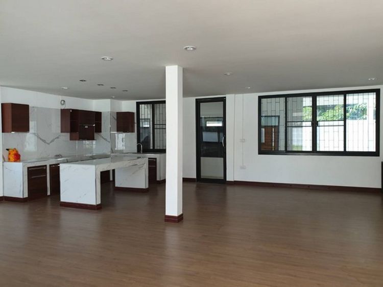 รหัสทรัพย์ R3093 ให้เช่า บ้านเดี่ยว 2ชั้น ซอยปรีดีพนมยงค์ ถนนสุขุมวิท, ภาพที่ 4