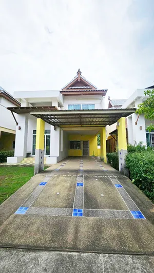 ASS1879 ให้เช่าบ้านเดี่ยว 2 ชั้น  4 ห้องนอน 3 ห้องน้ำ 1 ห้องรับแขก 1 ห้องครัว   ให้เช่าราคา 18,000 บาทต่อเดือน  ขนาดที่ดิน  59  ตรว. 