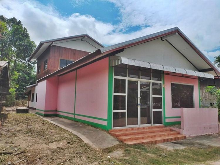 ขาย บ้านพักอาศัยครึ่งตึกครึ่งไม้ 2 ชั้น ต.เสียว อ.เบญจลักษ์ จ.ศรีสะเกษ , ภาพที่ 4