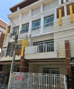 ขายทาวน์โฮม 3 ชั้น บ้านกลางเมือง มอนติคาร์โล ใกล้แยกรัชวิภา วัดเสมียนนารี 