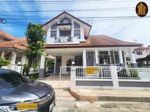 บ้านเดี่ยว 50 ตร.วา. หมู่บ้านวรารักษ์ รังสิต-คลอง3  ตกแต่งสวยงาม